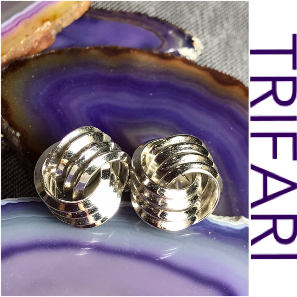 Trifari Silver tone clip on earrings